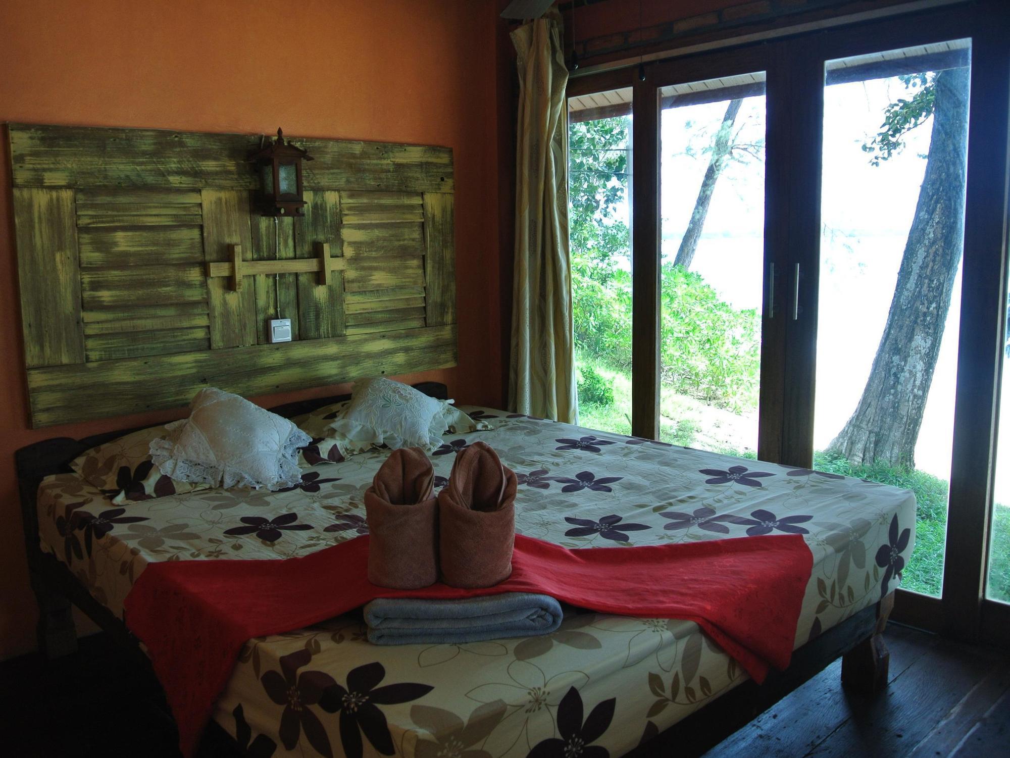 Chomjan Resort Koh Phayam Εξωτερικό φωτογραφία