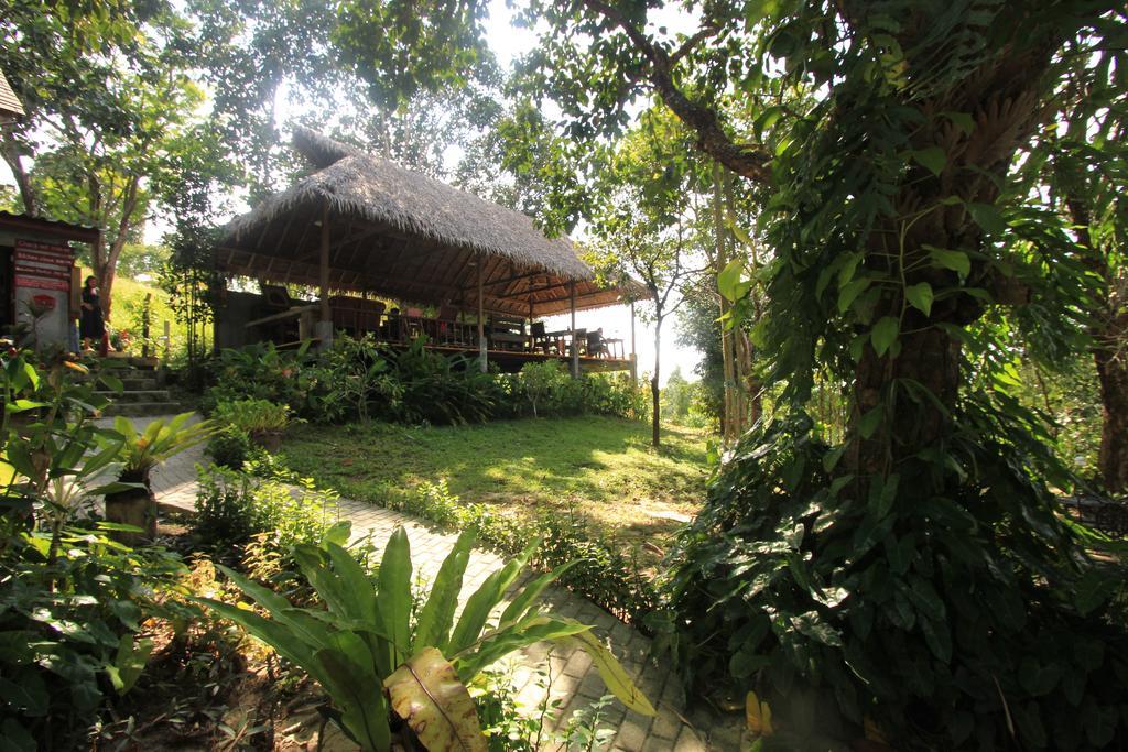 Chomjan Resort Koh Phayam Εξωτερικό φωτογραφία