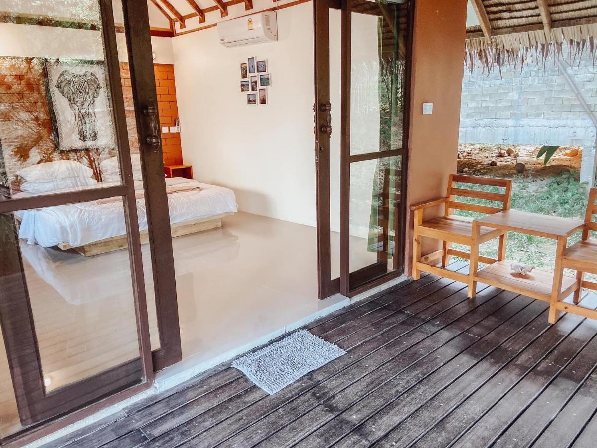 Chomjan Resort Koh Phayam Εξωτερικό φωτογραφία